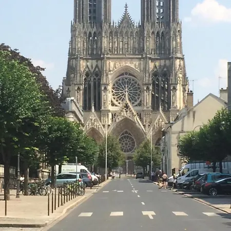Le Classique Champenois, Centre Ville, Proche Cathedrale Reims Exterior foto